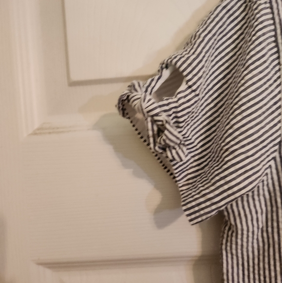 Hope and Henry Seersucker Dress - Picture 3 of 5